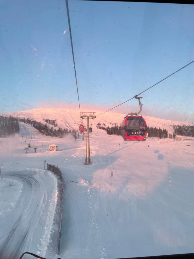 Yllaestoelli 2 A, Aekaeslompolo Villa Kolari Exteriör bild