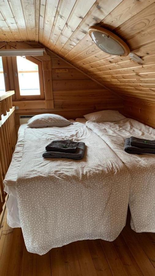 Yllaestoelli 2 A, Aekaeslompolo Villa Kolari Exteriör bild
