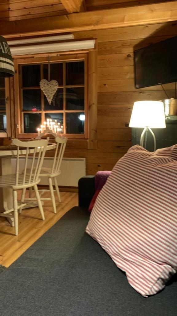 Yllaestoelli 2 A, Aekaeslompolo Villa Kolari Exteriör bild